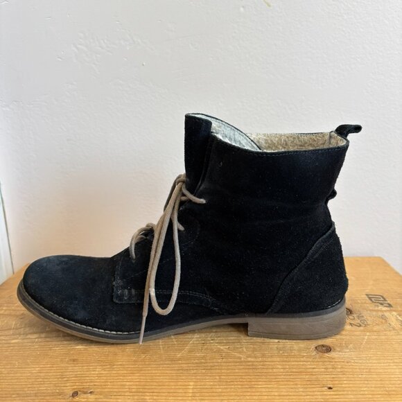 Steve Madden 'Anabel' suede booties - Picture 3 of 6